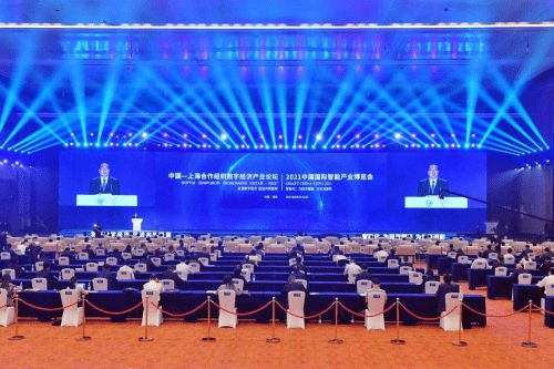 杏彩体育驭路星球:让繁杂的车生活成为享受快乐的过程